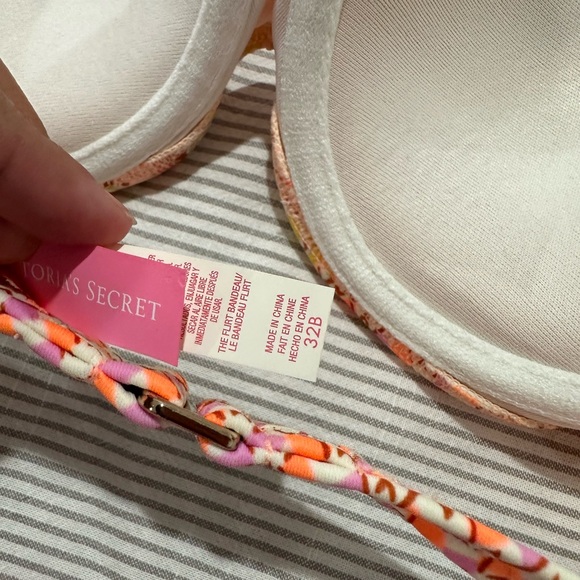 Victoria’s Secret - Swim Set - Picture 3 of 5